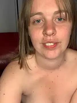 MissGirly from StripChat