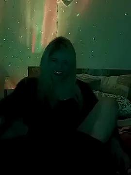 Misshine_32 from StripChat