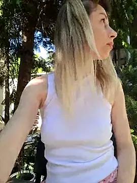 MissisMilk from StripChat