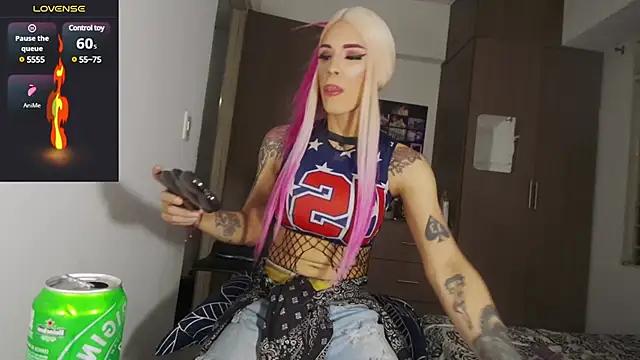 MissIvanna from StripChat