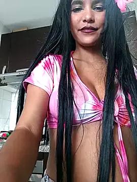 Explore our live girls sluts from our Custom and Multi clubs and checkout exclusive access to highly interactive content, such as shape, hair, titties, pussy type and many more.
