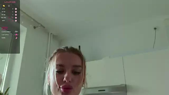 MissLovex from StripChat