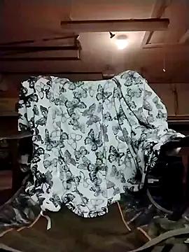 MissMagicMushroom from StripChat