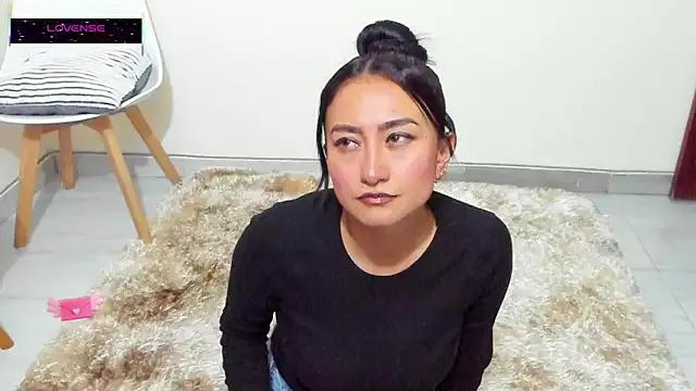 Missmia23 from StripChat