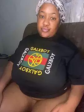 Missmoox24 from StripChat