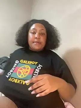 Missmoox24 from StripChat
