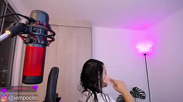 MissPuchi from StripChat