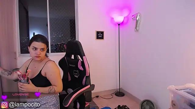 MissPuchi from StripChat