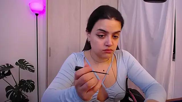 MissPuchi from StripChat