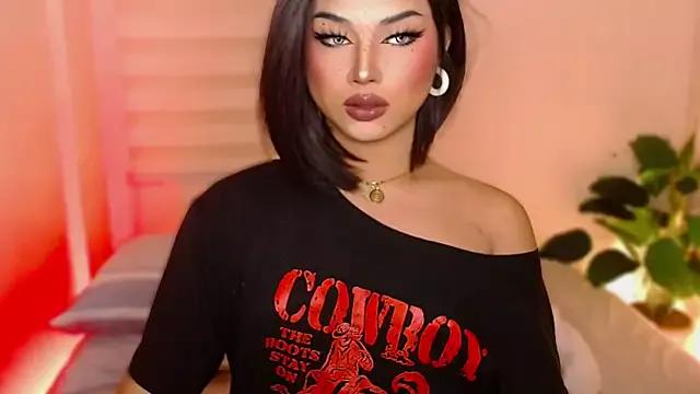 MissRumi_Hunter from StripChat is Freechat