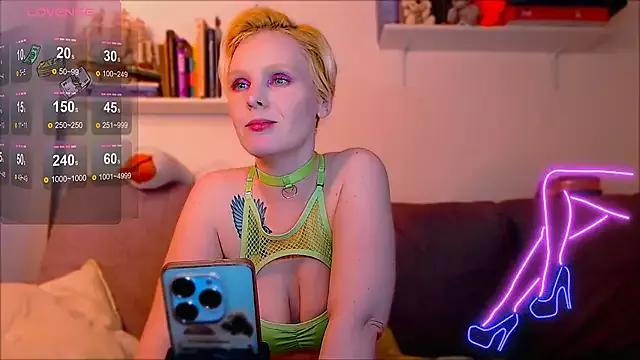 MissSeverina from StripChat