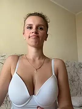 Explore our live girls sluts from our Custom and Multi clubs and checkout exclusive access to highly interactive content, such as shape, hair, titties, pussy type and many more.