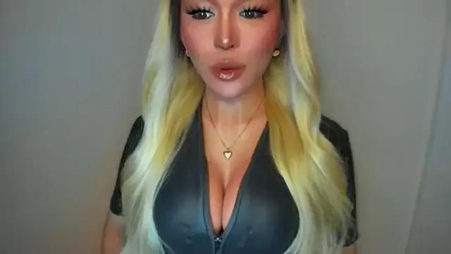 MissValentinaJohnson from StripChat