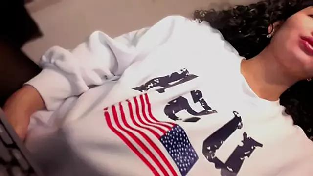 Explore our live girls sluts from our Custom and Multi clubs and checkout exclusive access to highly interactive content, such as shape, hair, titties, pussy type and many more.