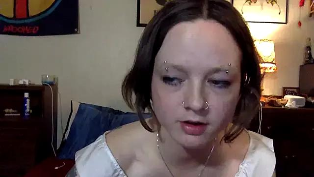 MissyLuvsU from StripChat