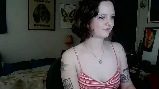 MissyLuvsU from StripChat