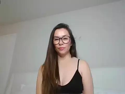 mixedasiangirl from StripChat is Freechat