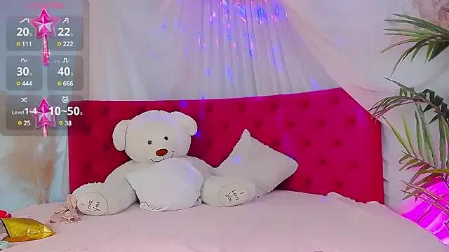 Miya_Sudzuki from StripChat is Freechat
