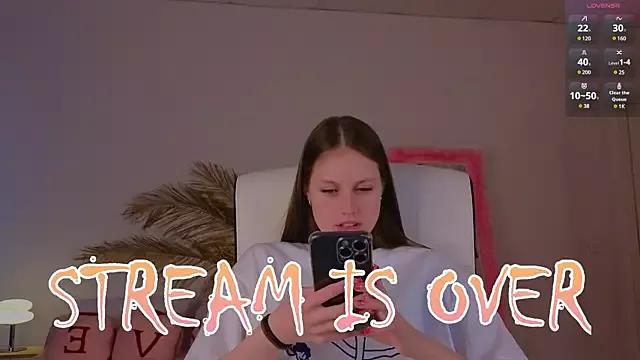mo11y_kitten from StripChat