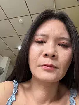 Moli- webcams show profile image 