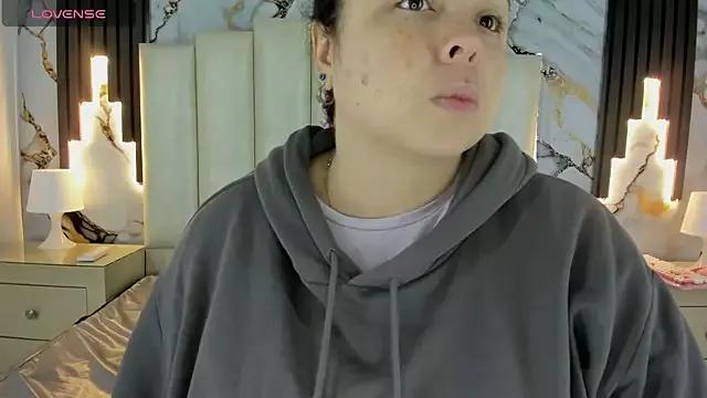 mollieblue69 from StripChat