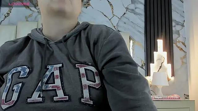mollieblue69 from StripChat