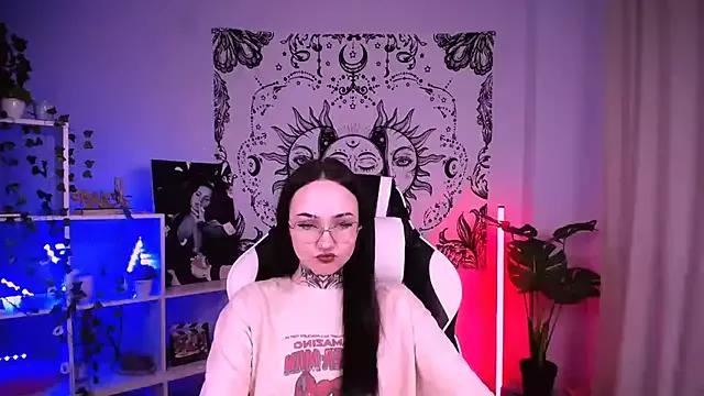 Molly_Kissss from StripChat is Freechat