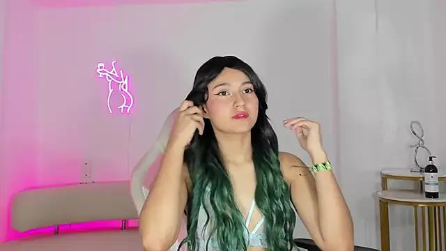 Molly_sweetlove from StripChat