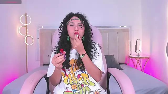 Molly_sweetlove from StripChat