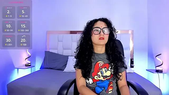 Explore our live girls sluts from our Custom and Multi clubs and checkout exclusive access to highly interactive content, such as shape, hair, titties, pussy type and many more.