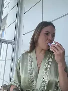 mollygirll from StripChat