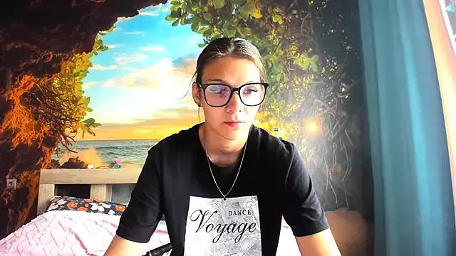 MollyLollipop from StripChat