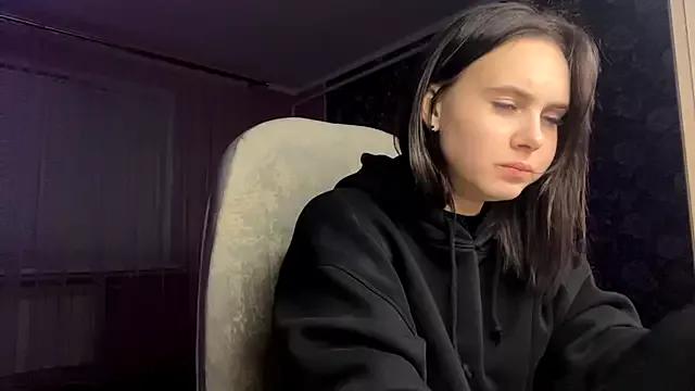 MollyPartey from StripChat is Freechat