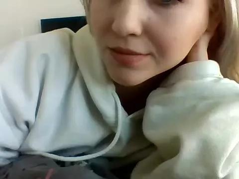 MollyRosa from StripChat