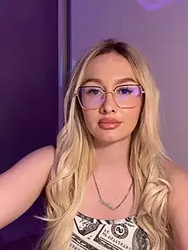 mollyxxx from StripChat