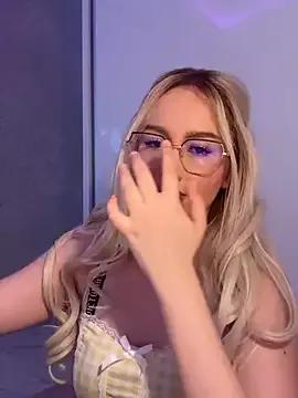 mollyxxx from StripChat