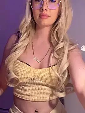 mollyxxx from StripChat