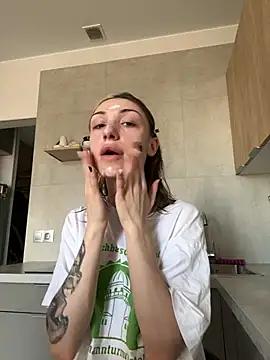 Explore our live girls sluts from our Custom and Multi clubs and checkout exclusive access to highly interactive content, such as shape, hair, titties, pussy type and many more.