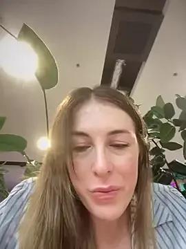 MommmyYummy from StripChat