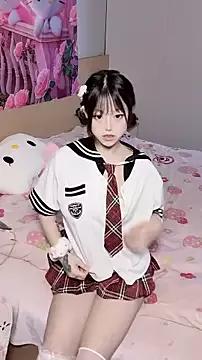 momo-2580 from StripChat