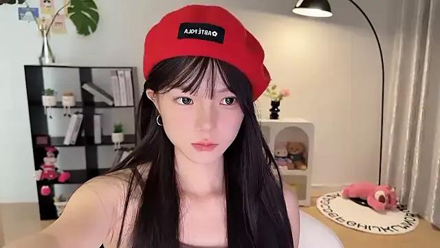 Momo-xx webcams show profile image 