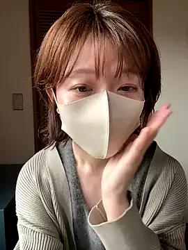 momo_yuipu from StripChat