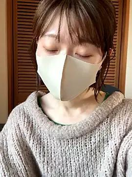 momo_yuipu from StripChat