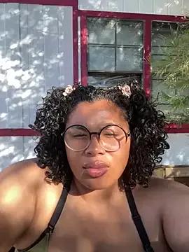 Momostest webcams show profile image 