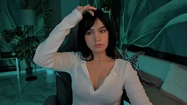 MonicaFarmer webcams show profile image 