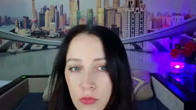 MonicaSweeeet from StripChat is Freechat