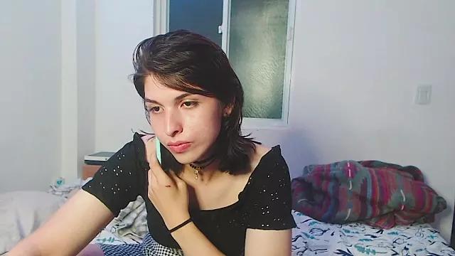 Explore our live girls sluts from our Custom and Multi clubs and checkout exclusive access to highly interactive content, such as shape, hair, titties, pussy type and many more.
