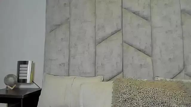 MoniicaRocha_ from StripChat is Freechat
