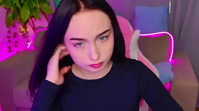 MonikaCarter from StripChat is Freechat
