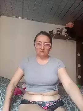 Explore our live girls sluts from our Custom and Multi clubs and checkout exclusive access to highly interactive content, such as shape, hair, titties, pussy type and many more.